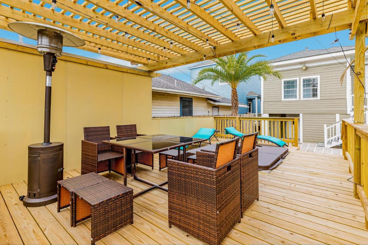 Ocean Waves Villa Galveston Bagian luar foto
