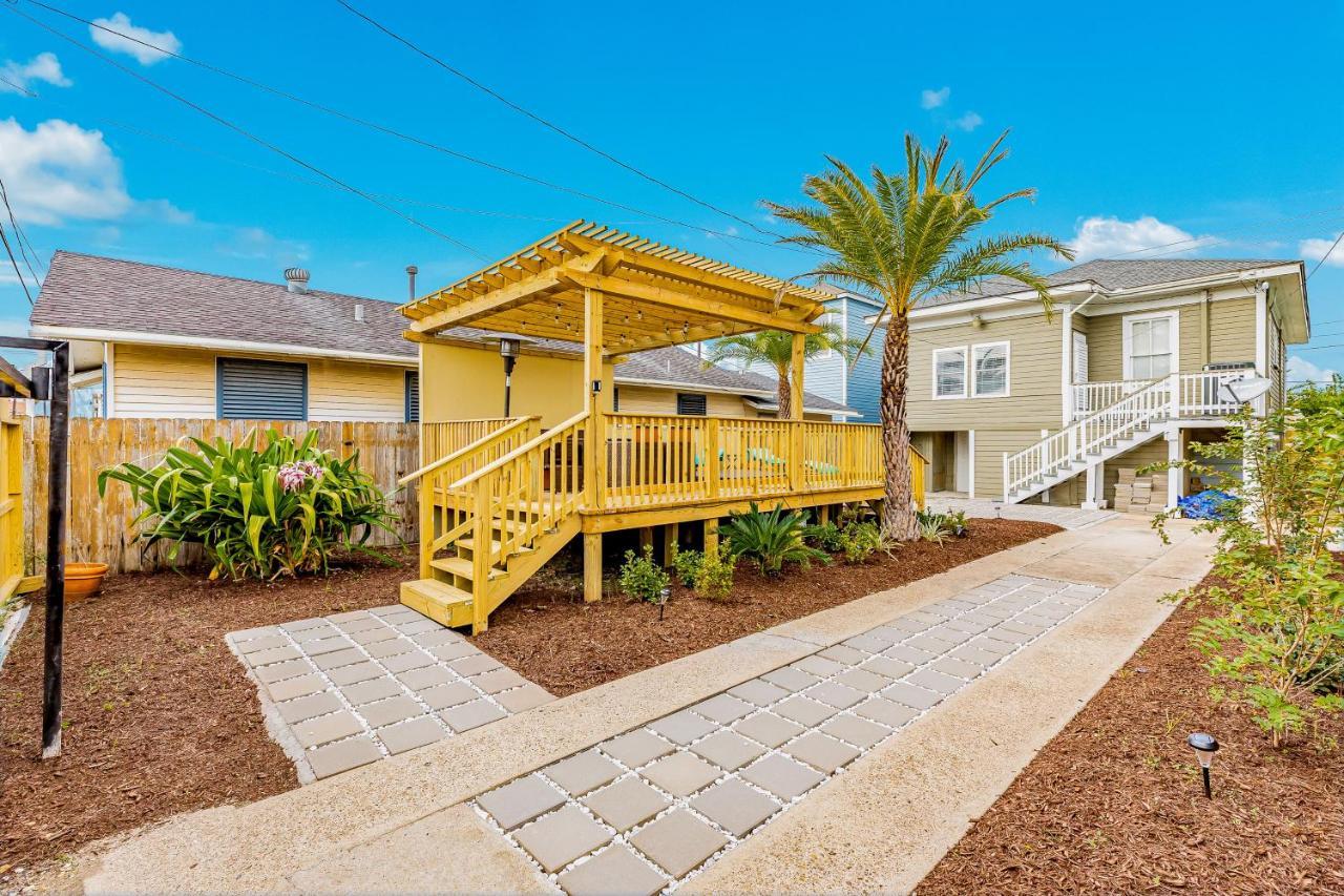 Ocean Waves Villa Galveston Bagian luar foto